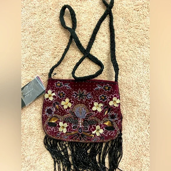ZARA【NEW】EMBROIDERED FLORAL BEADED BAG Zara | Bags | Zara Beaded Embroidered Bag | Poshmark